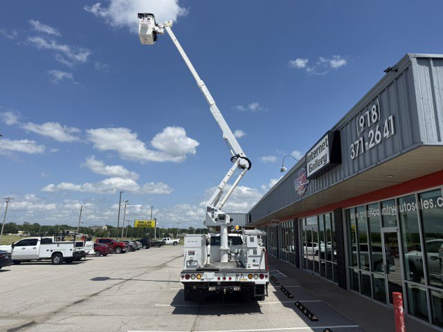 Used 2014 RAM 5500 4x4 Regular Cab image 2