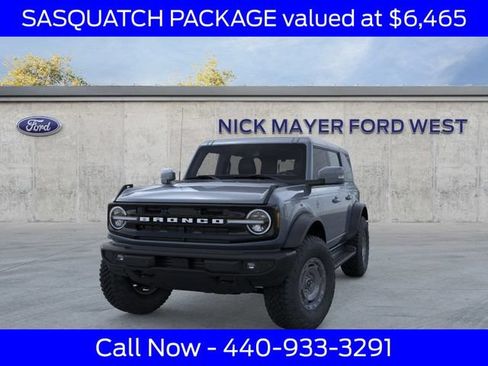 New 2025 Ford Bronco Outer Banks w/ Sasquatch Package AWD/4WD image 3