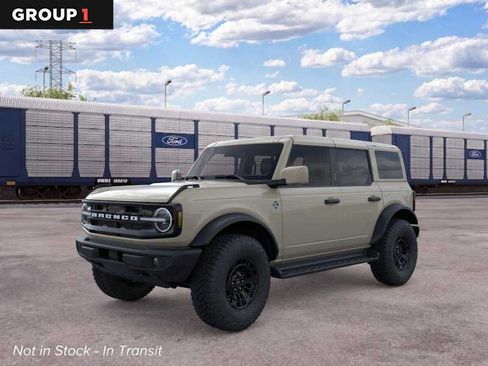 New 2026 Ford Bronco Outer Banks w/ Sasquatch Package AWD/4WD image 1