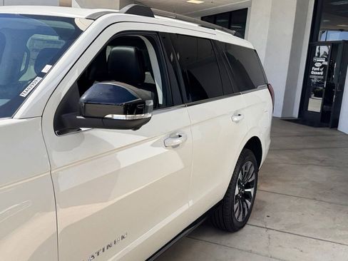 New 2026 Ford Expedition Platinum w/ Driver's Package image 8
