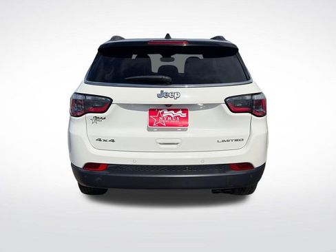 Used 2018 Jeep Compass Limited w/ Navigation Group AWD/4WD image 5