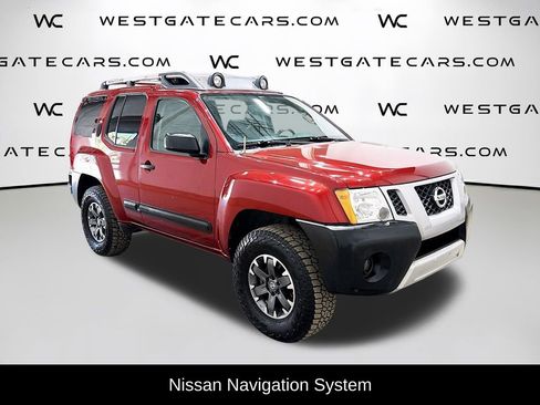 Used 2015 Nissan Xterra PRO-4X w/ Pro-4x Leather Package image 2