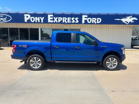 Used 2018 Ford F150 XL w/ Equipment Group 101A Mid AWD/4WD image 2