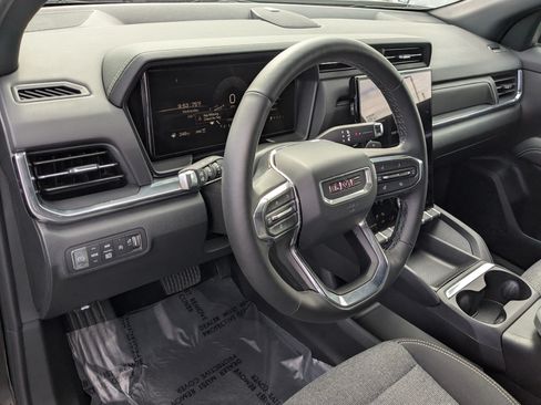 Used 2025 GMC Terrain Elevation AWD/4WD image 16