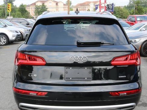 Used 2019 Audi Q5 2.0T Premium Plus w/ Premium Plus Package AWD/4WD image 6