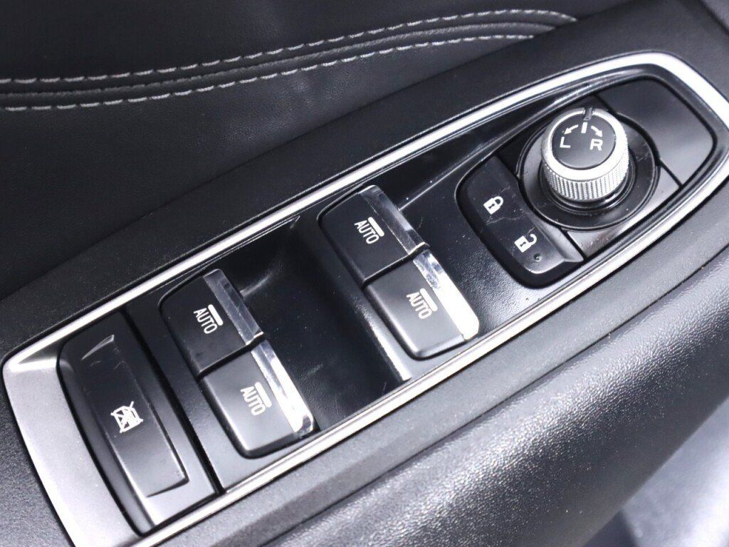 Used 2021 Subaru Outback Limited XT AWD/4WD image 27