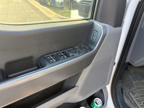 Used 2024 Ford F350 XLT AWD/4WD image 9