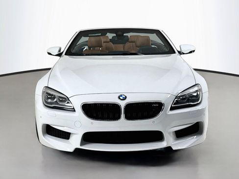 Used 2016 BMW M6 Convertible RWD image 11