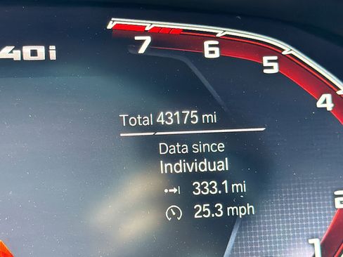 Used 2022 BMW 440i xDrive M440i xDrive w/ Premium Package image 36