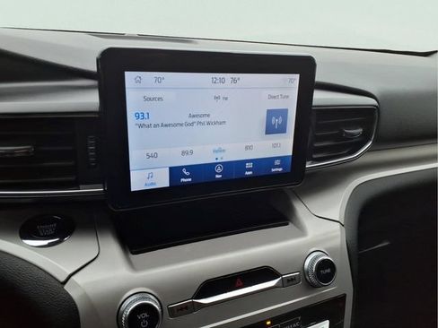 Certified 2023 Ford Explorer XLT w/ Equipment Group 202A AWD/4WD image 18