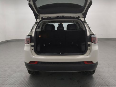 Used 2019 Jeep Compass Limited image 29