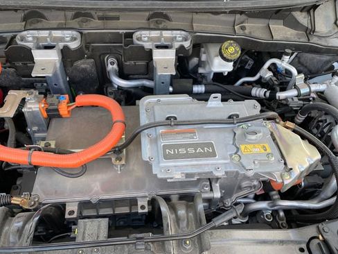 Certified 2024 Nissan Ariya AWD image 24