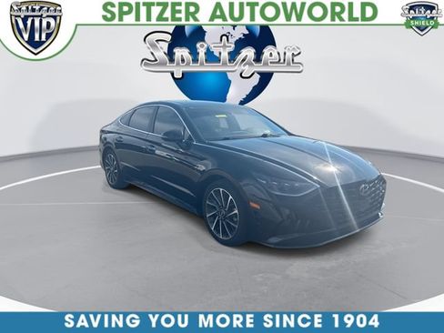 Used 2023 Hyundai Sonata Limited FWD image 2