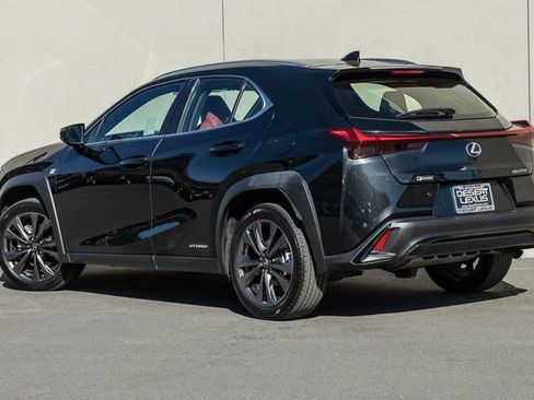 Used 2021 Lexus UX 250h F Sport w/ Accessory Package (Z1) image 3