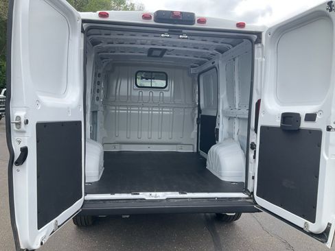 Used 2025 RAM ProMaster 1500 w/ Convenience Group FWD image 31