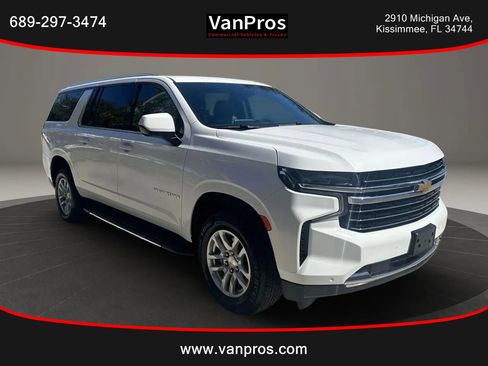 Used 2023 Chevrolet Suburban LT image 6