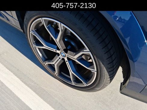 Used 2021 BMW X6 xDrive40i w/ Executive Package image 11