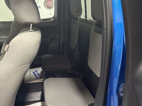 Used 2017 Toyota Tacoma SR5 image 20