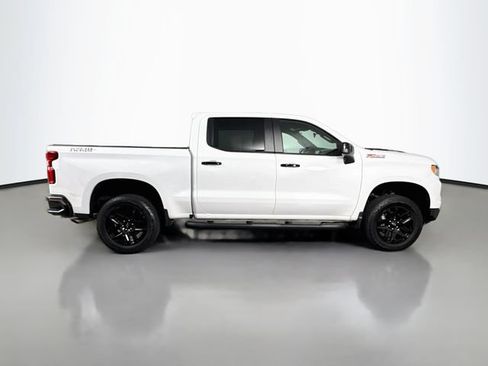 Used 2025 Chevrolet Silverado 1500 LT Trail Boss w/ Protection Package AWD/4WD image 8