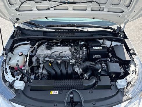 Used 2021 Toyota Corolla LE FWD image 27