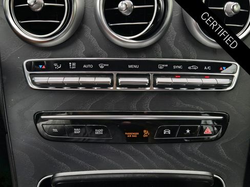 Certified 2022 Mercedes-Benz GLC 300 image 17