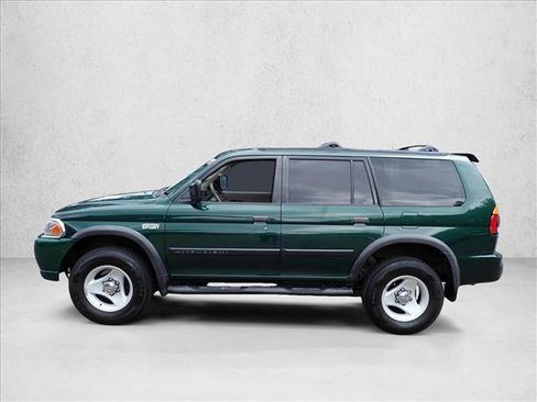 Used 2000 Mitsubishi Montero Sport LS RWD image 2