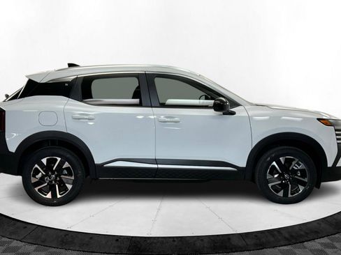 New 2026 Nissan Kicks SV w/ SV Premium Package image 6