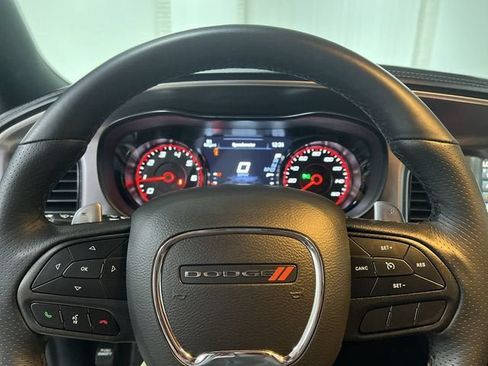 Used 2022 Dodge Charger R/T w/ Plus Group RWD image 11