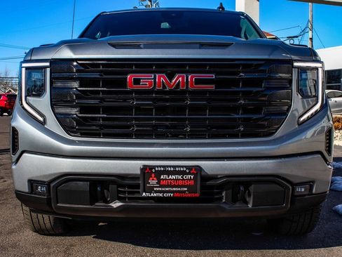 Used 2023 GMC Sierra 1500 Elevation AWD/4WD image 2