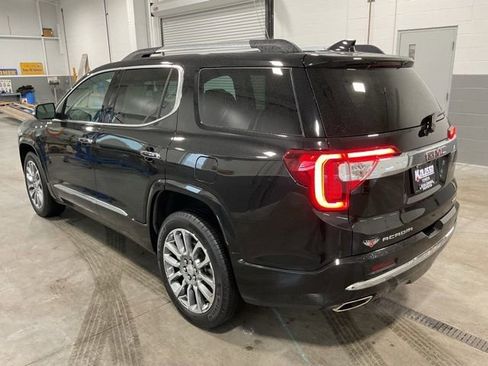 Used 2023 GMC Acadia Denali image 4
