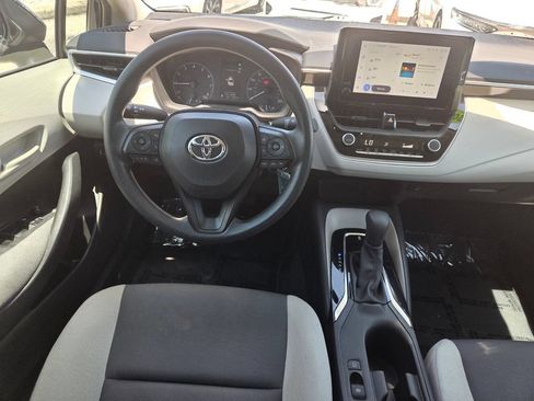 Used 2023 Toyota Corolla LE FWD image 7