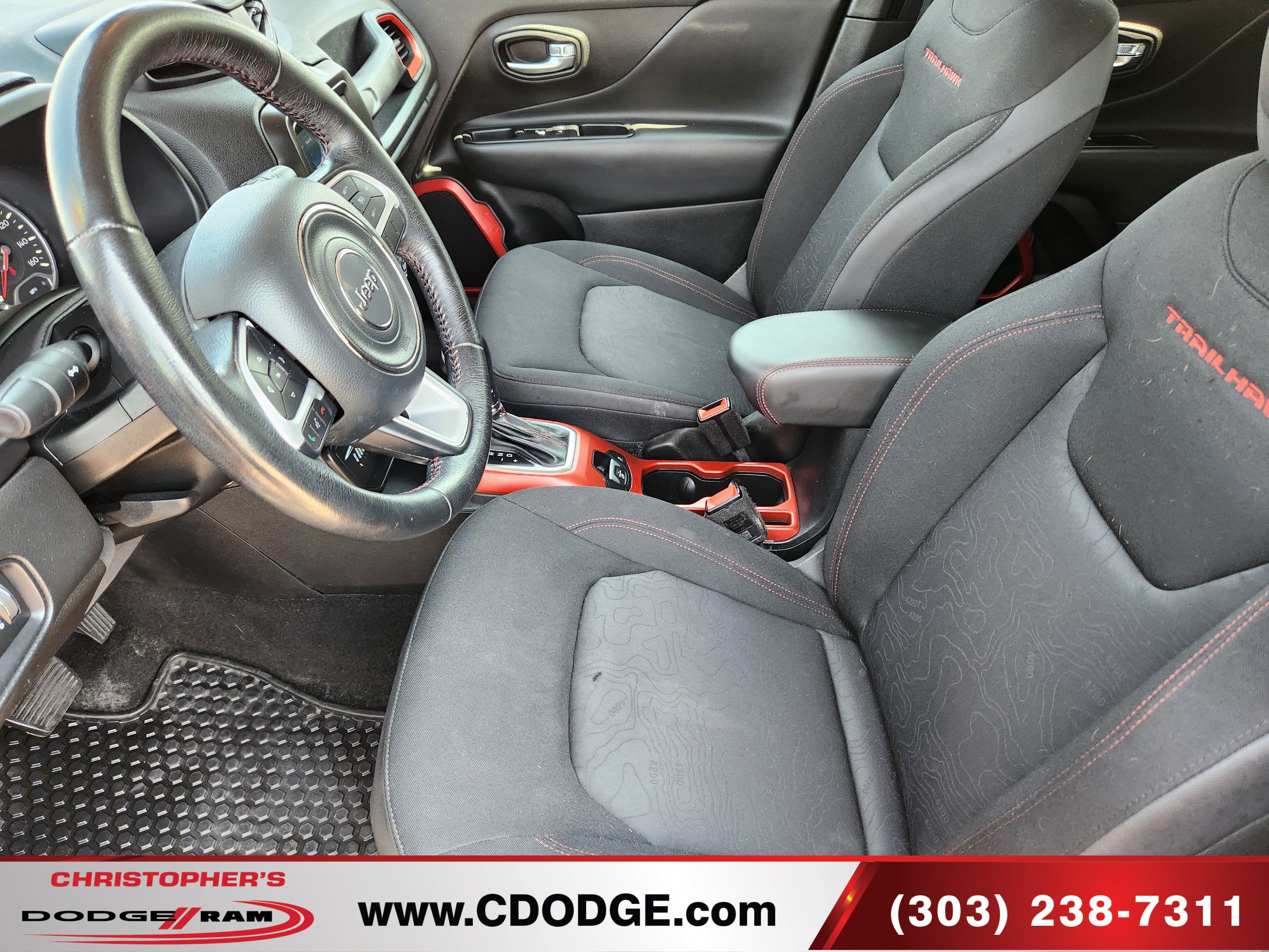 Used 2018 Jeep Renegade Trailhawk AWD/4WD image 15
