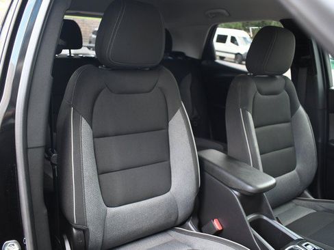 Used 2024 Chevrolet TrailBlazer LT w/ Driver Confidence Package FWD image 26