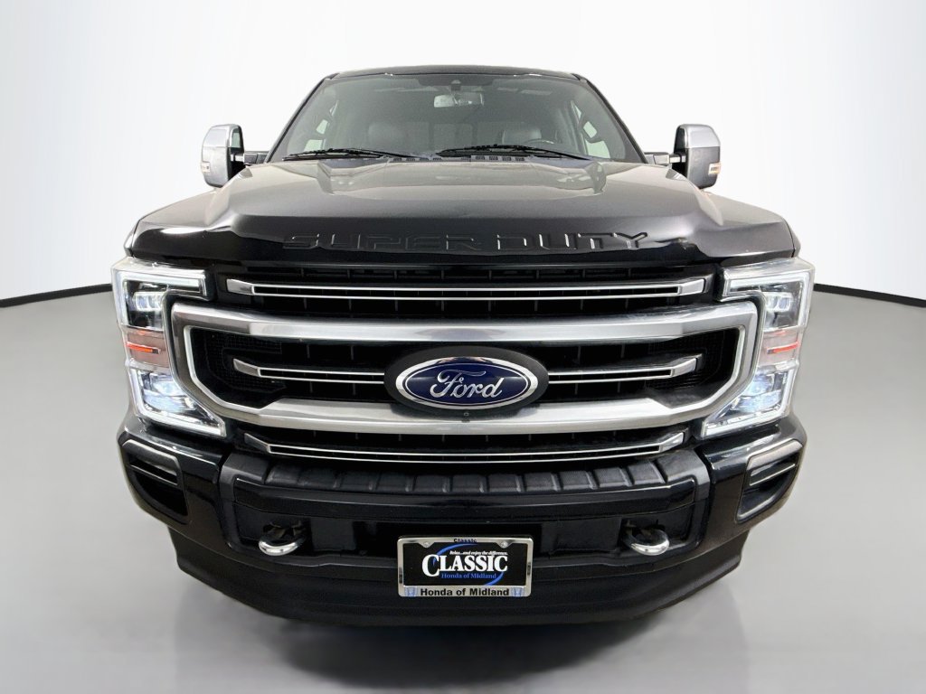 Used 2020 Ford F250 Platinum w/ FX4 Off-Road Package AWD/4WD image 2