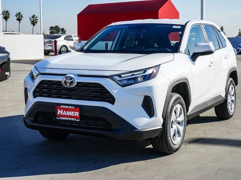 New 2025 Toyota RAV4 LE image 6