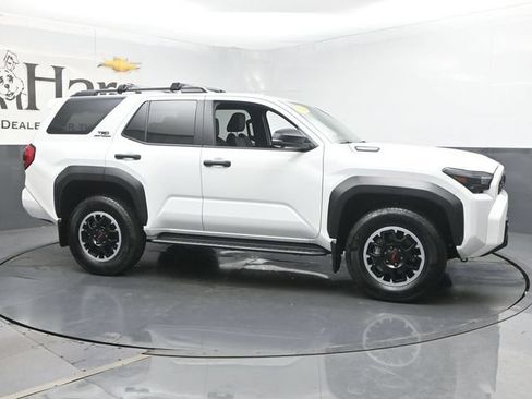 Used 2025 Toyota 4Runner TRD Off-Road Premium AWD/4WD image 50