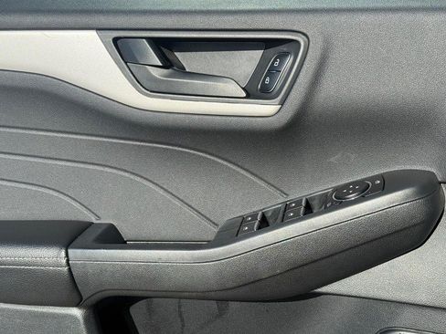 Certified 2022 Ford Escape SE w/ Convenience Package image 27