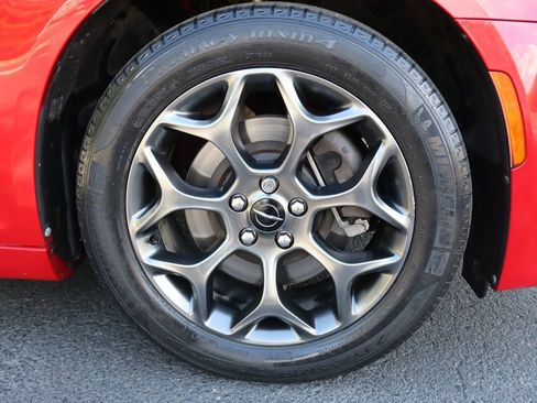Used 2018 Chrysler 300 S w/ S Model Appearance Package AWD/4WD image 44