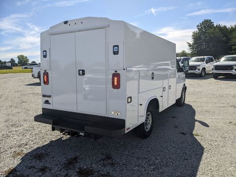 New 2025 Chevrolet Express 3500 w/ Power Convenience Package image 8