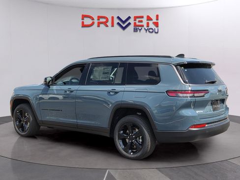 New 2026 Jeep Grand Cherokee L Limited image 3