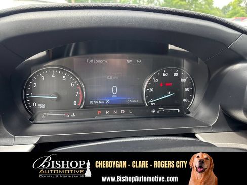 Used 2022 Ford Explorer XLT w/ Equipment Group 202A AWD/4WD image 43