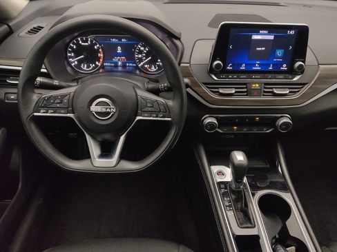 Used 2023 Nissan Altima 2.5 SV image 22