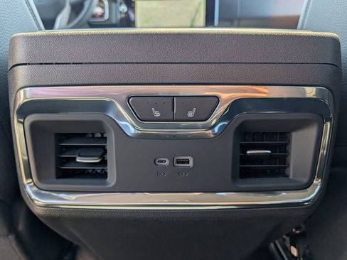 New 2026 GMC Sierra 1500 Denali w/ Technology Package AWD/4WD image 34