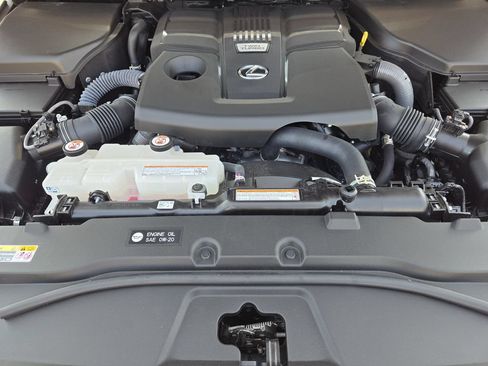 Certified 2025 Lexus GX 550 AWD/4WD image 31