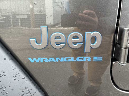 Used 2023 Jeep Wrangler Unlimited Rubicon 4xe w/ Cold Weather Group image 31