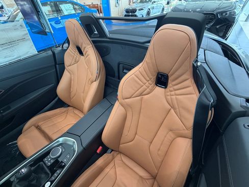 New 2026 BMW Z4 M40i w/ Premium Package RWD image 17