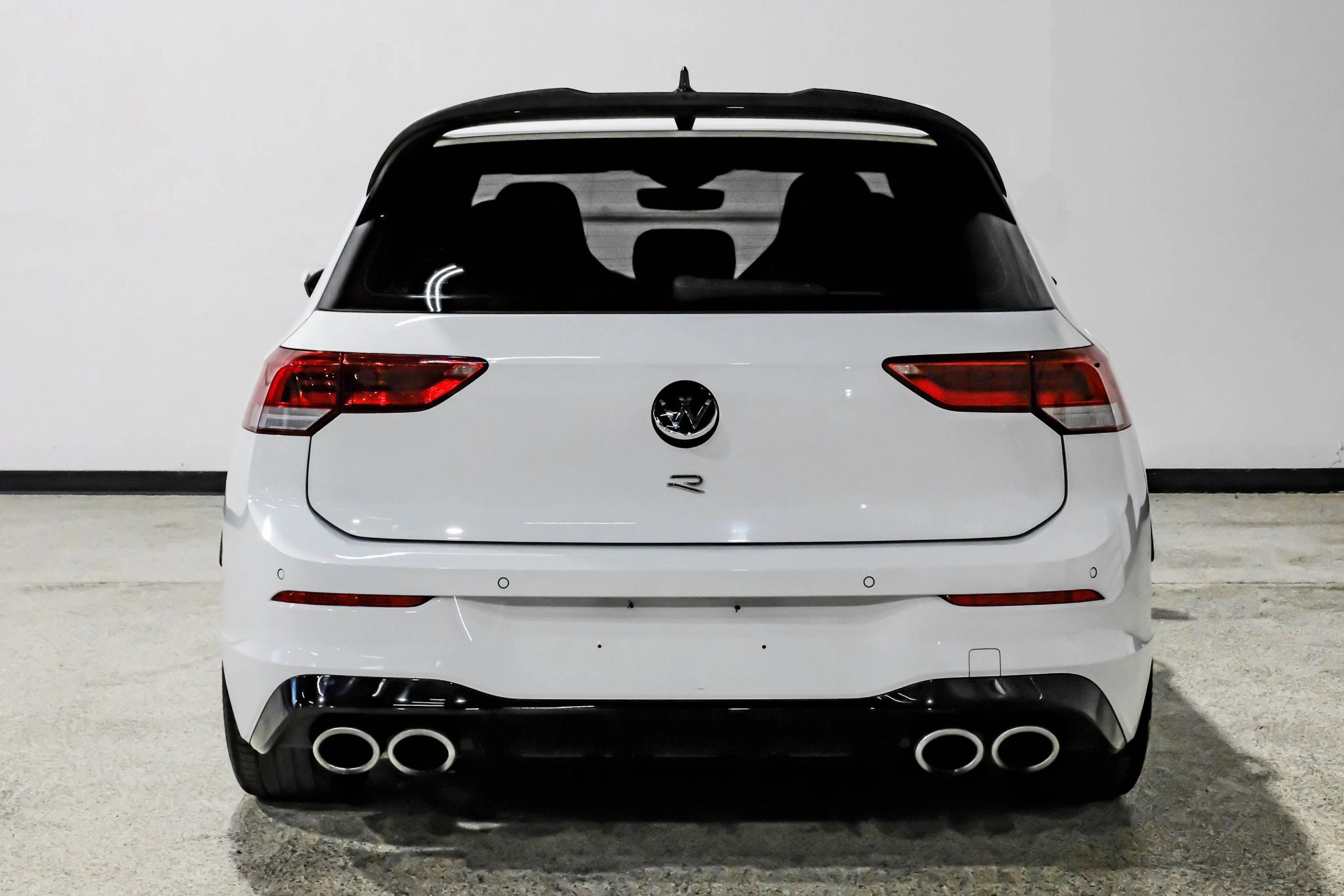 Used 2022 Volkswagen Golf R AWD/4WD image 6