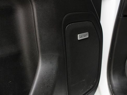 Used 2021 GMC Sierra 1500 AT4 w/ AT4 Premium Package image 9