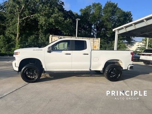 Used 2021 Chevrolet Silverado 1500 Custom w/ LPO, Dark Essentials Package RWD image 6
