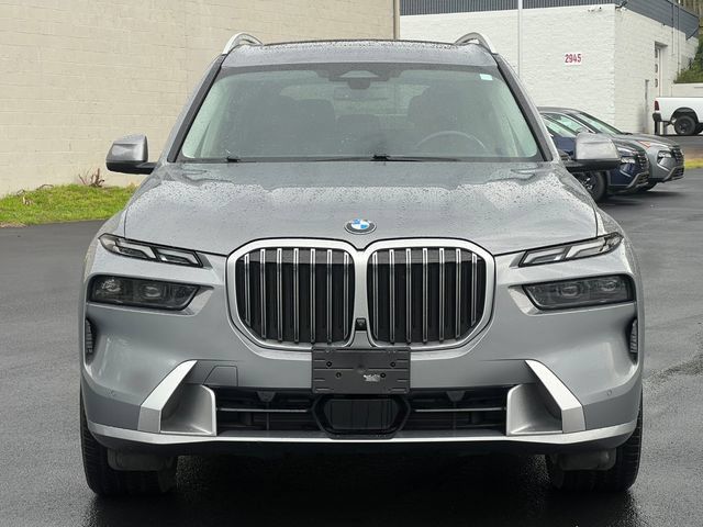 Used 2025 BMW X7 xDrive40i AWD/4WD image 42